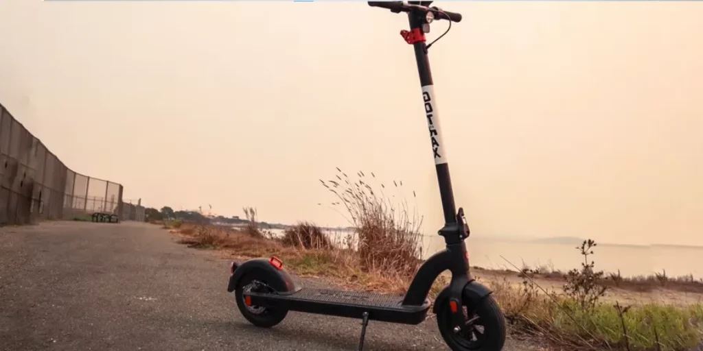 G4 from Gotrax - A great electric scooter for new adult riders