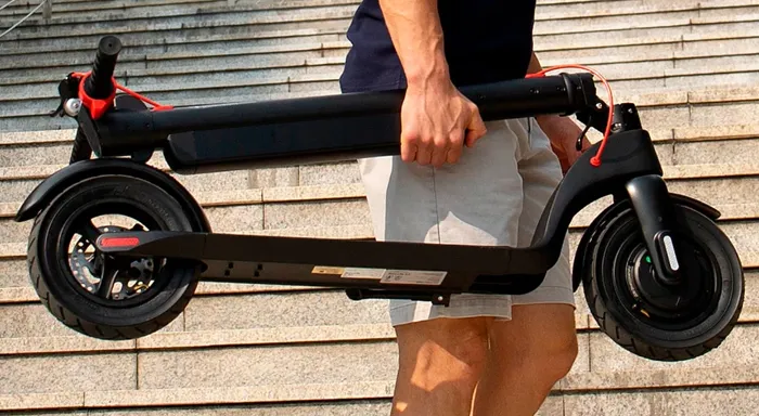Turboant x7 pro fully folded and being carried easily