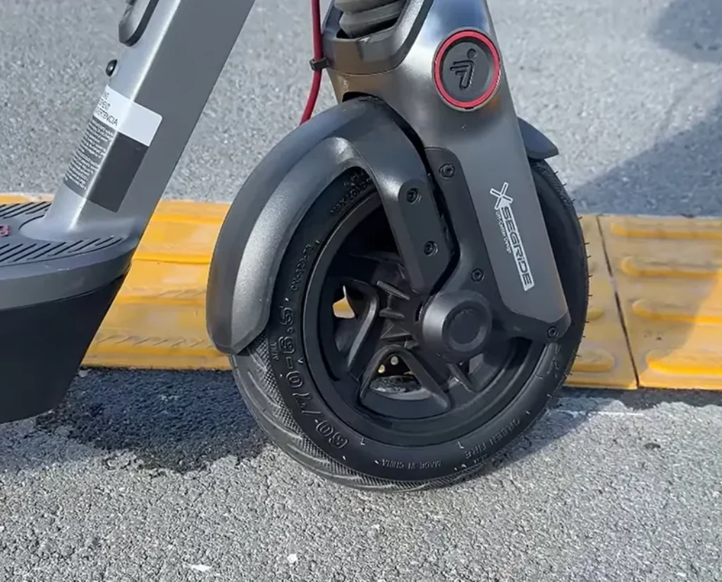 The 10-inch self-sealing tires of the 3rd generation f-series scooters