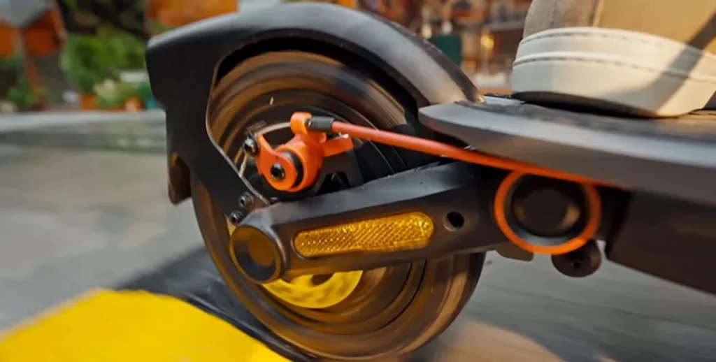 The rear brake differentiating the F3 and the F3 Pro